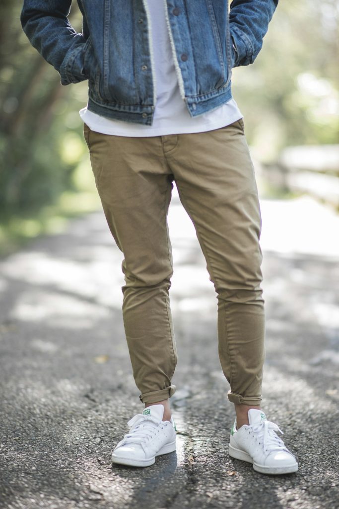 FORME RELAXED PLEATED TROUSER